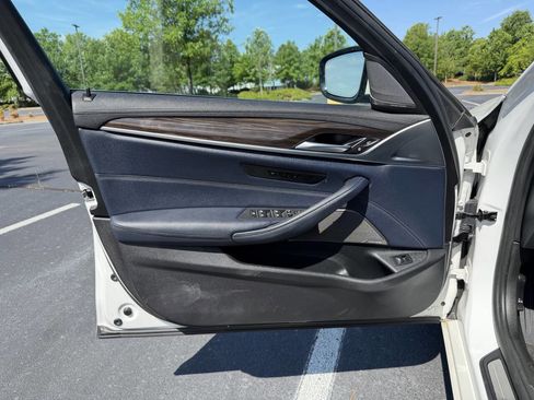 Used 2018 BMW 540i RWD image 12