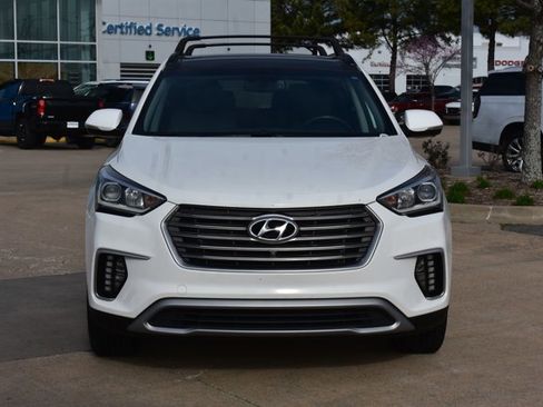 Used 2018 Hyundai Santa Fe Limited FWD image 2