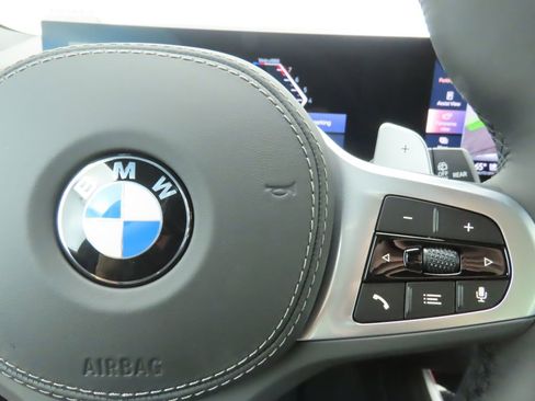 New 2026 BMW X5 xDrive40i w/ M Sport Package image 12