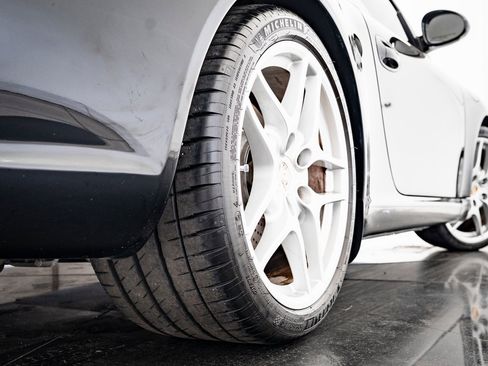 Used 2009 Porsche 911 Carrera S image 41