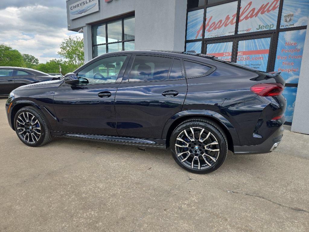 Used 2024 BMW X6 xDrive40i w/ Executive Package AWD/4WD image 6