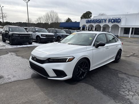 Used 2023 Honda Civic Sport image 3