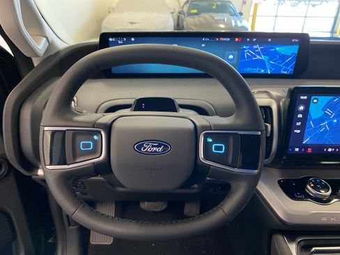 New 2026 Ford Expedition Max Active image 23