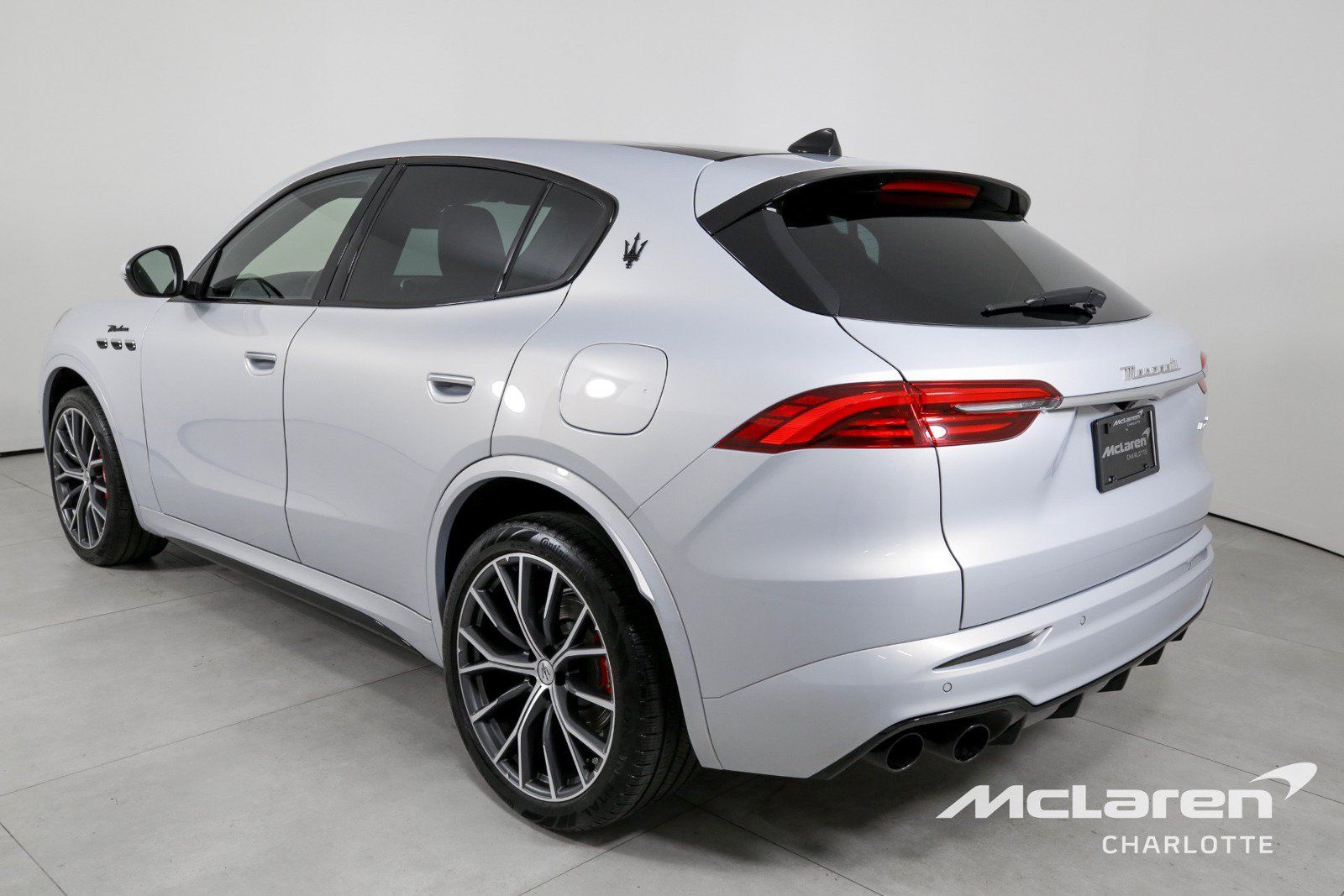 Used 2023 Maserati Grecale Modena AWD/4WD image 6