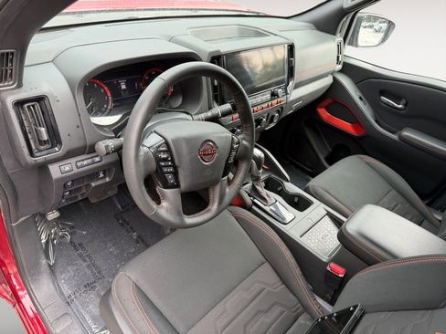 Used 2025 Nissan Frontier Pro-X w/ Pro Convenience Package image 17