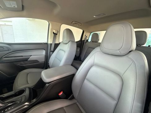 Used 2022 Chevrolet Colorado W/T w/ Custom Special Edition RWD image 16