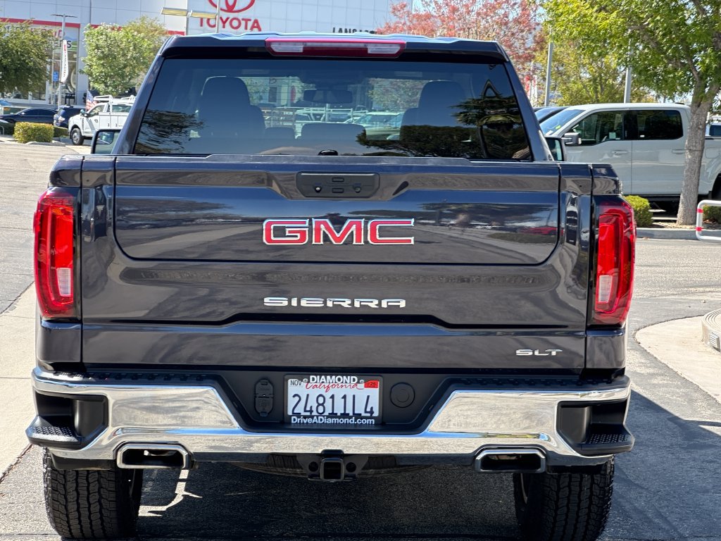 Used 2023 GMC Sierra 1500 SLT w/ SLT Premium Package AWD/4WD image 6