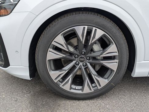 New 2026 Audi Q8 Prestige image 15