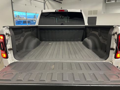 Used 2020 RAM 1500 Rebel image 31