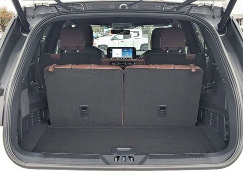 New 2026 Lincoln Aviator Reserve w/ Illumination Package RWD image 13