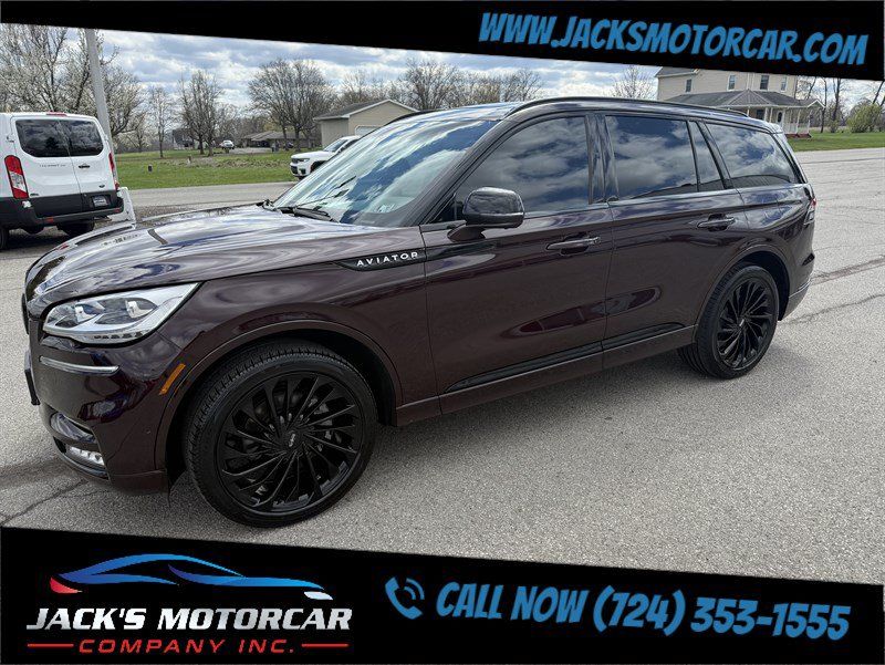 Used 2024 Lincoln Aviator Reserve w/ Equipment Group 201A AWD/4WD image 8