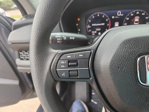 Used 2023 Honda Accord LX image 21