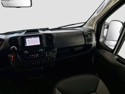 Used 2024 RAM ProMaster 2500 w/ Safety Group FWD image 23