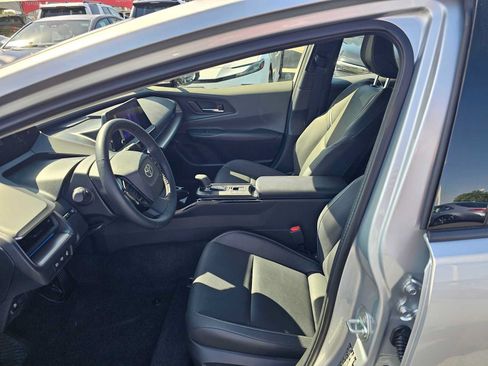 Certified 2026 Toyota Prius XLE FWD image 20