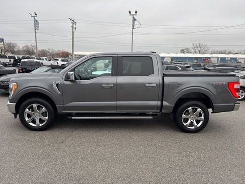 Used 2021 Ford F150 Lariat image 2