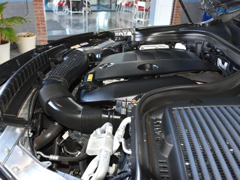 Used 2021 Mercedes-Benz GLC 300 4MATIC Coupe image 16