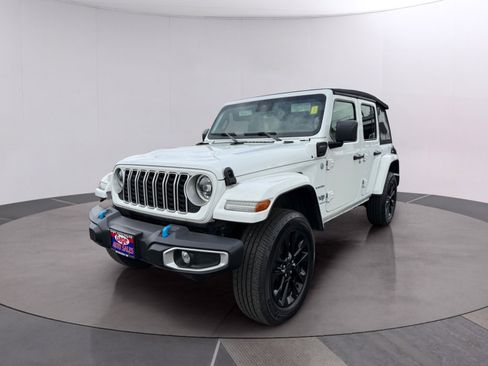 Used 2024 Jeep Wrangler Unlimited Sahara image 8