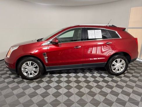 Used 2012 Cadillac SRX Luxury image 3