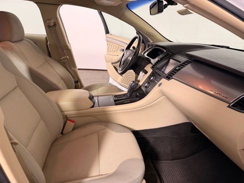 Used 2013 Ford Taurus SEL image 33