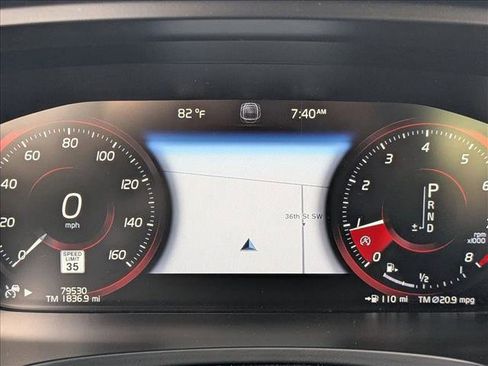 Used 2017 Volvo S90 T5 Momentum w/ Convenience Package FWD image 11