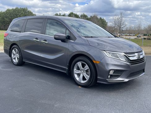 Used 2018 Honda Odyssey EX-L image 2