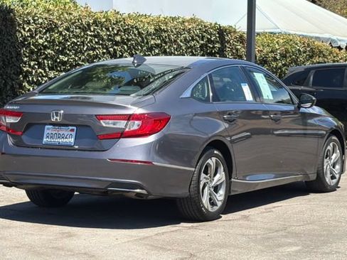 Certified 2018 Honda Accord EX image 4