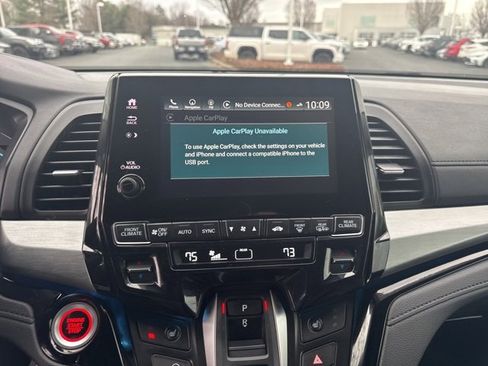 Used 2024 Honda Odyssey Touring image 9