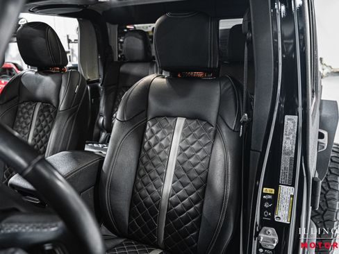 Used 2022 Jeep Gladiator Sport image 24