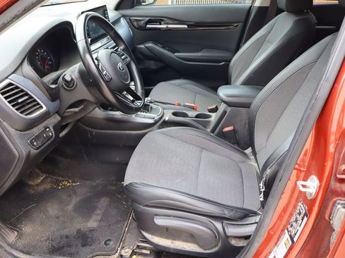 Used 2021 Kia Seltos S FWD image 15