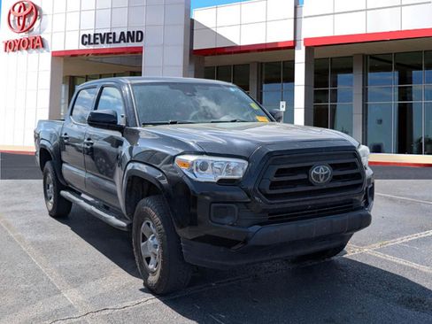 Used 2021 Toyota Tacoma SR AWD/4WD image 2