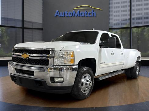 Used 2011 Chevrolet Silverado 3500 LTZ w/ LTZ Plus Package image 3