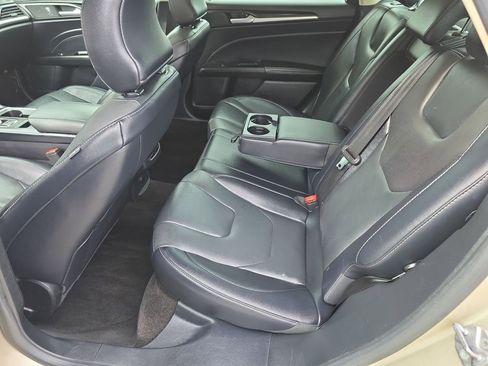 Used 2018 Ford Fusion Titanium image 8