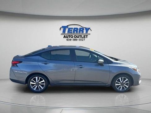 Used 2023 Nissan Versa SV image 1