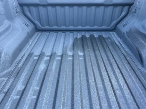 Used 2023 GMC Canyon AT4 w/ AT4 Premium Package image 17