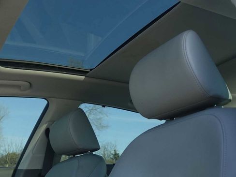 Used 2017 Kia Optima EX w/ Technology Package image 16