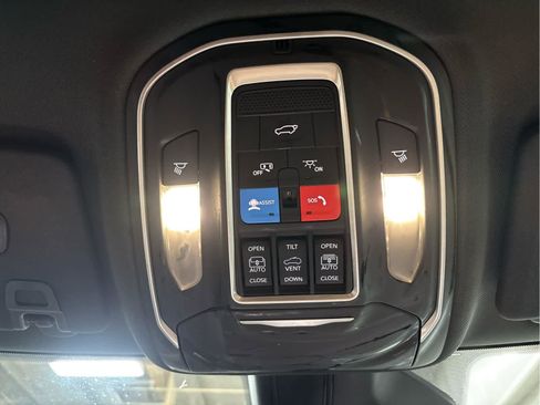 New 2026 Jeep Grand Cherokee Limited AWD/4WD image 37