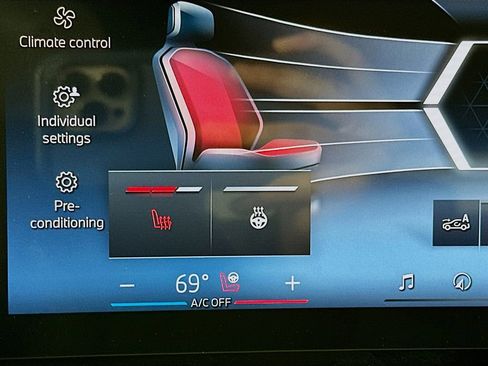 Used 2026 BMW X5 xDrive50e w/ Premium Package image 25