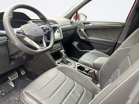Used 2024 Volkswagen Tiguan SEL R-Line AWD/4WD image 10