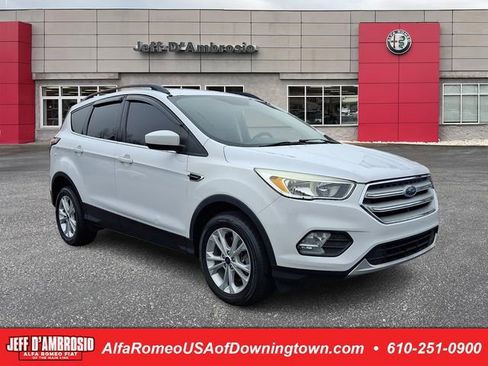 Used 2018 Ford Escape SE AWD/4WD image 1