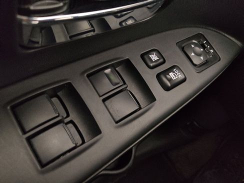 Used 2024 Mitsubishi Outlander Sport Sport S image 27