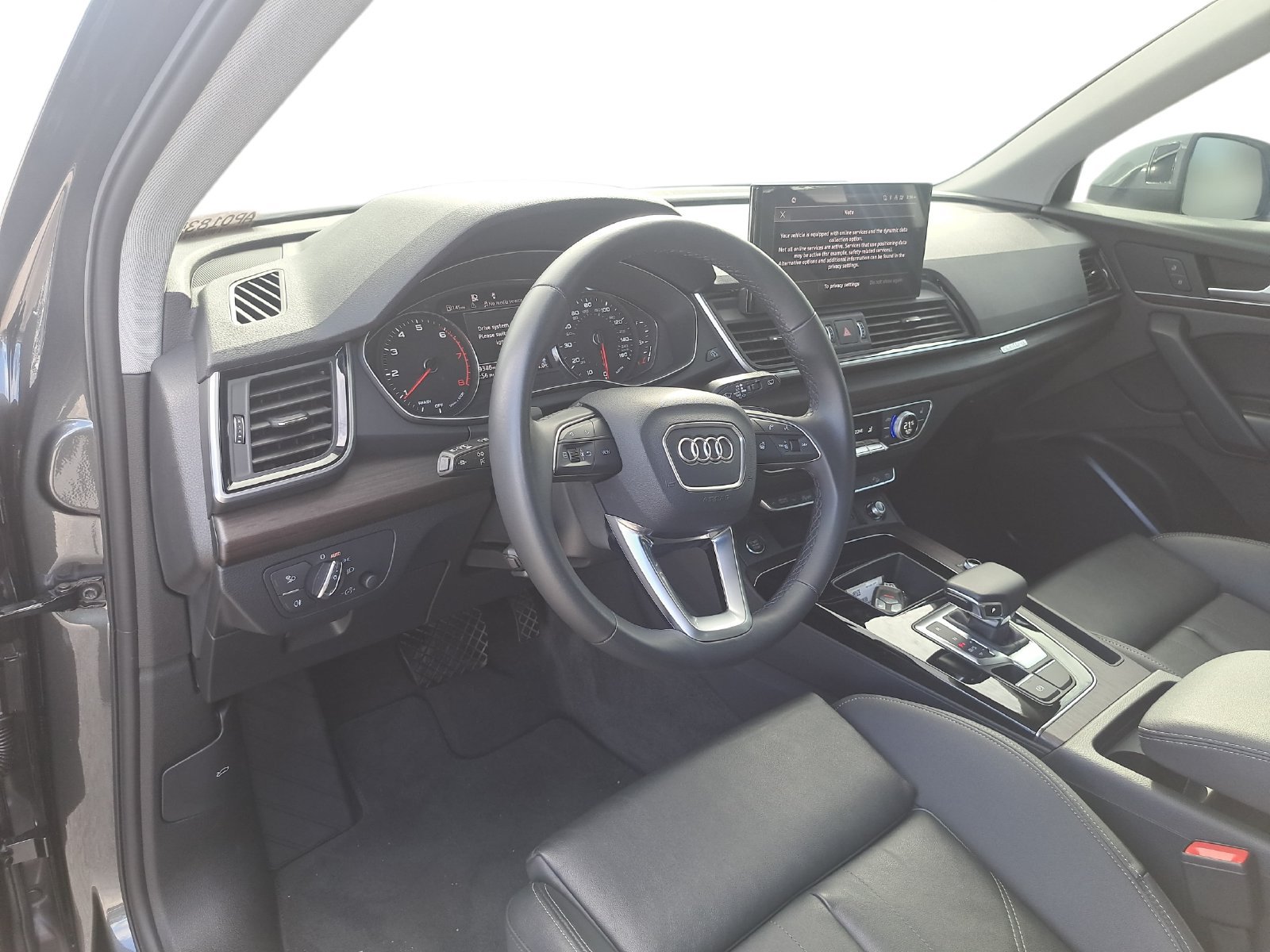 Used 2024 Audi Q5 2.0T Premium w/ Convenience Package AWD/4WD image 9