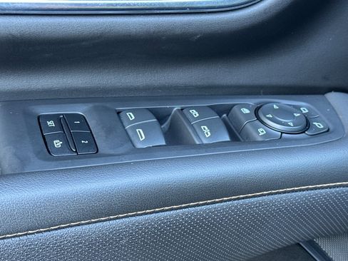 Used 2023 GMC Yukon XL AT4 w/ AT4 Premium Plus Package image 13