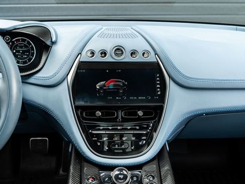 Used 2023 Aston Martin DBX 707 AWD/4WD image 32