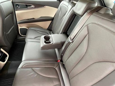 Used 2020 Lincoln Nautilus Reserve w/ Equipment Group 201A image 18