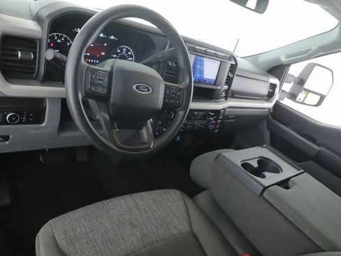Used 2023 Ford F250 XLT image 15