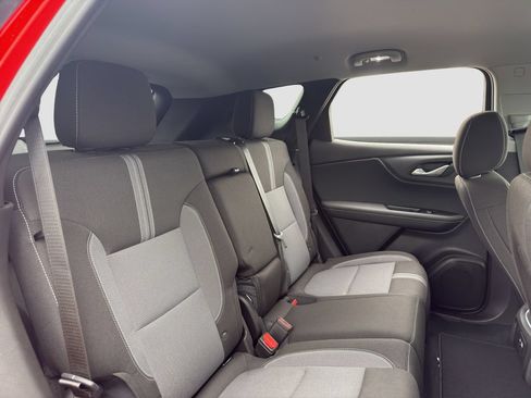 Used 2026 Chevrolet Blazer LT FWD image 18