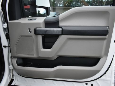 Used 2019 Ford F250 XL w/ Power Equipment Group AWD/4WD image 37