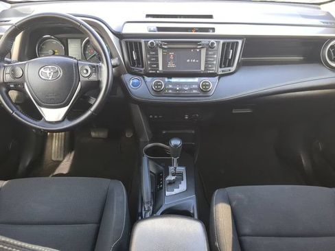 Used 2016 Toyota RAV4 XLE AWD/4WD image 14