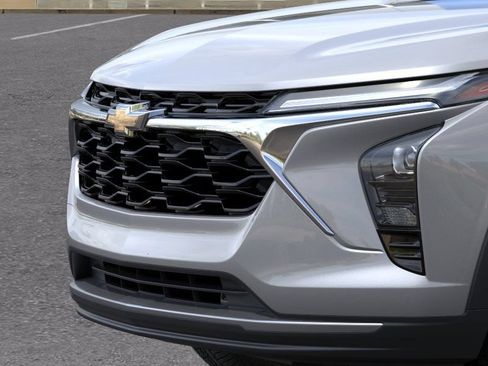 New 2026 Chevrolet Trax LT w/ Driver Confidence Package FWD image 13