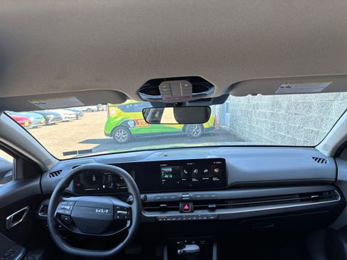 Used 2025 Kia K4 FWD image 34